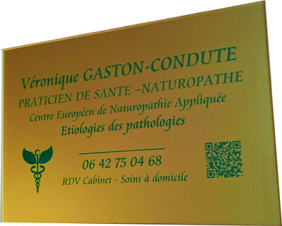 Plaque professionnelle plexi or gravure noire