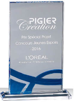 troph&eacute;e plexiglass luxe