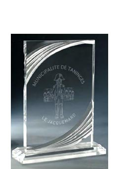 troph&eacute;e plexiglass luxe